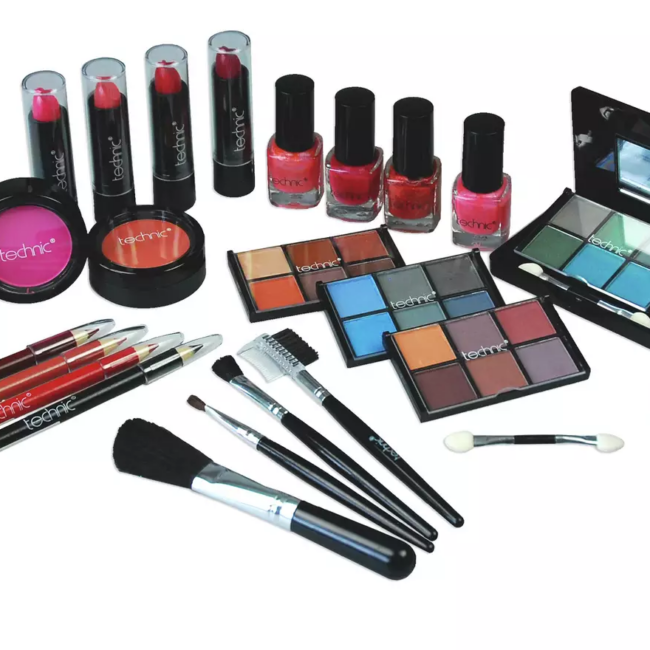 Technic-Large-Beauty-Case-with-Cosmetics-91264-3-650×650 jpg